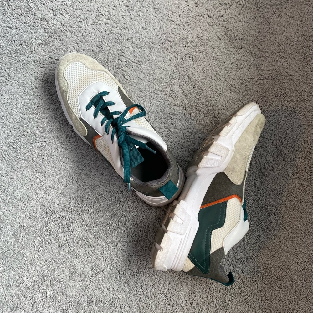 Top shop sneakers!